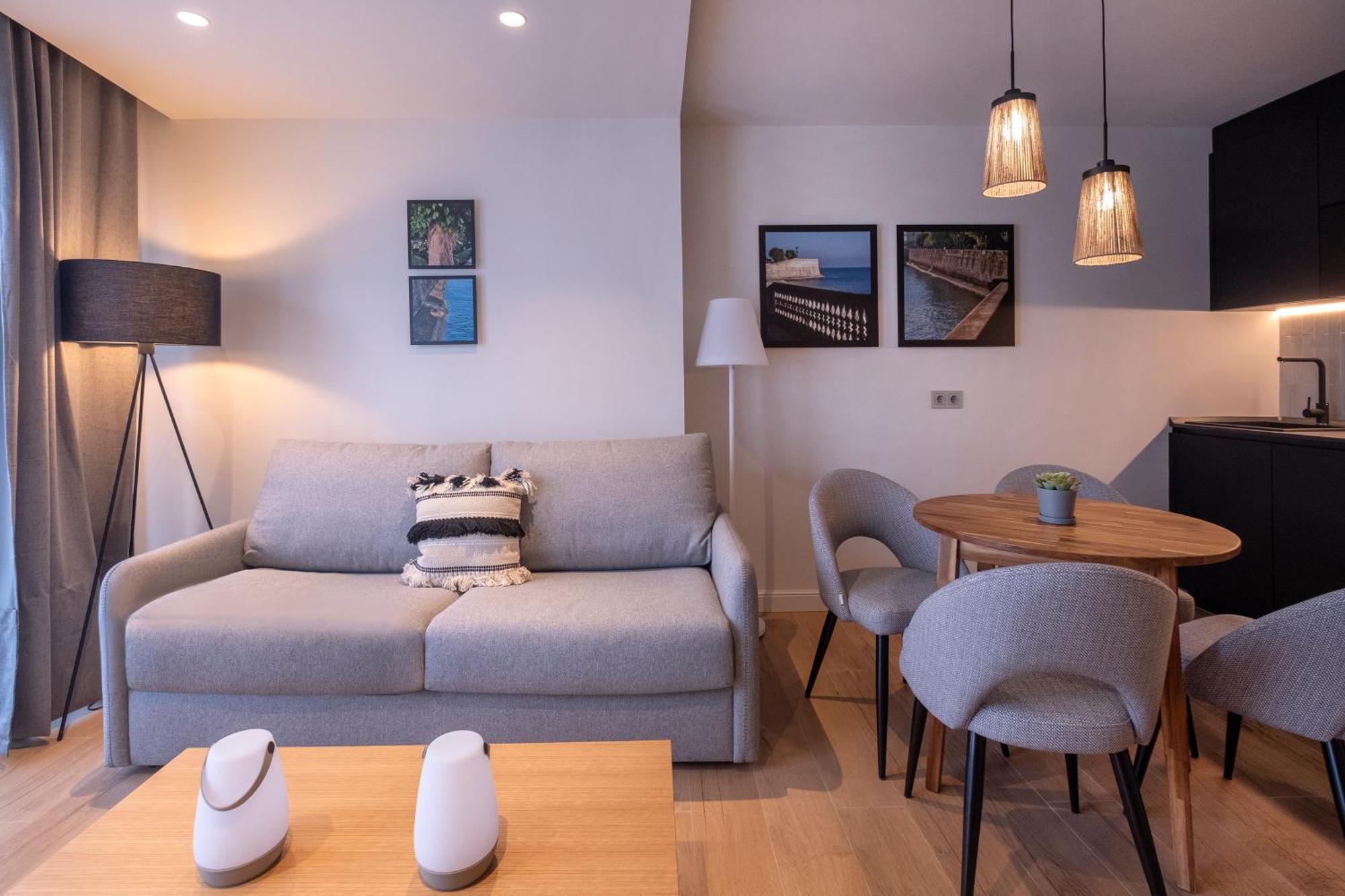Villar Suites By Cadiz4Rentals Exterior foto